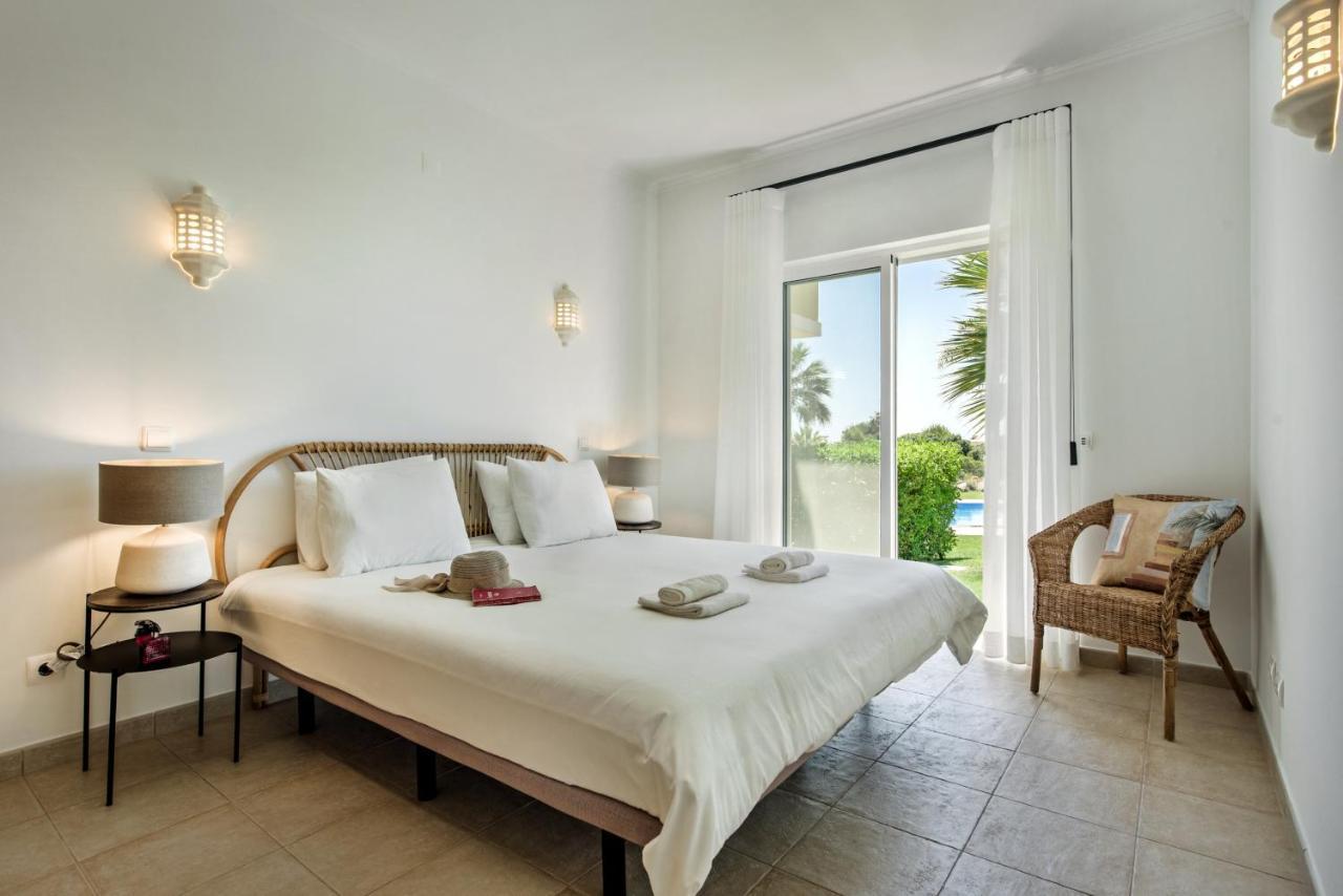 קארבואירו Gorgeous Two Bedroom Apartment In Carvoeiro מראה חיצוני תמונה